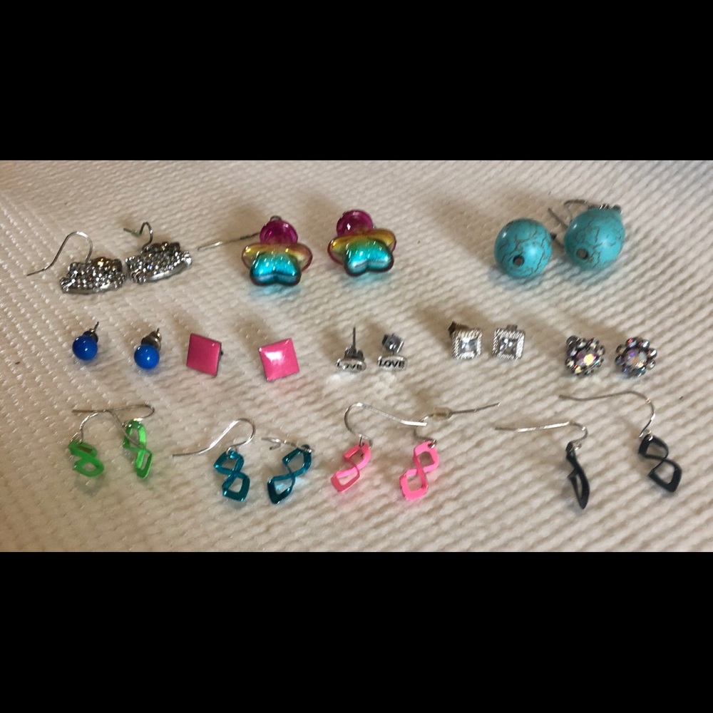 Assortment of girls earrings